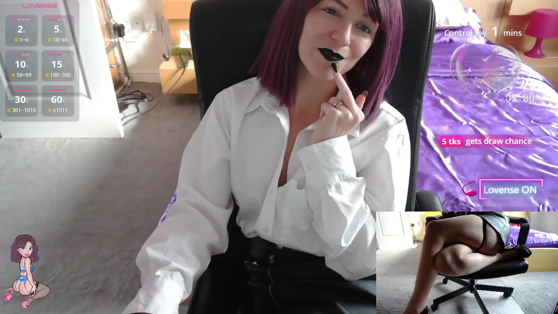 Gallery image thumbnail from size2shoes's myfreecams stream on, 09/16/2025, 15:15 image 8 of 20