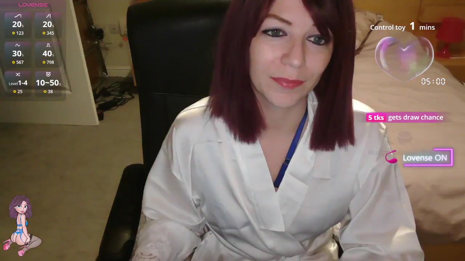 Gallery image thumbnail from size2shoes's myfreecams stream on, 09/23/2025, 24:07 image 20 of 20
