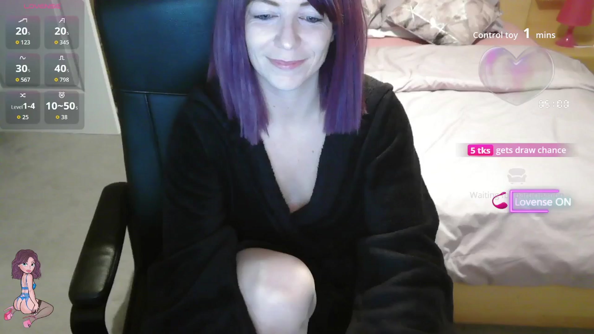 Gallery image thumbnail from size2shoes's myfreecams stream on, 09/23/2025, 23:16 image 20 of 20