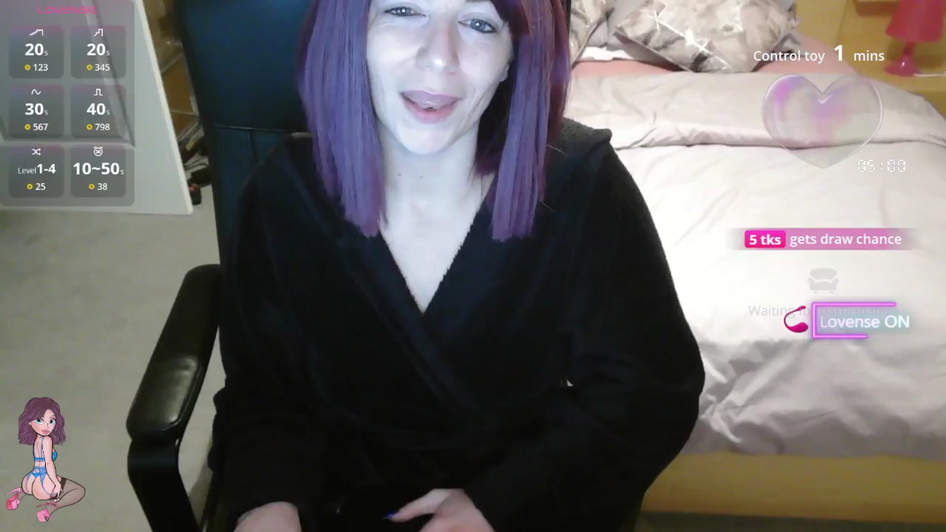 Gallery image thumbnail from size2shoes's myfreecams stream on, 09/23/2025, 23:16 image 19 of 20
