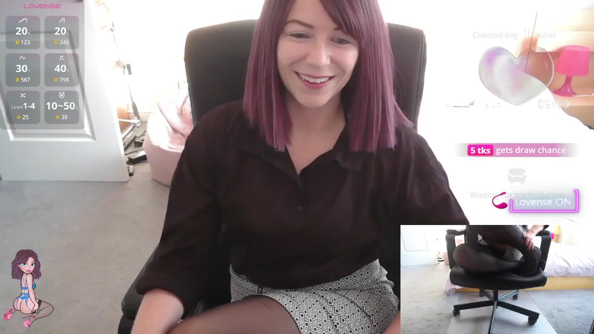 Gallery image thumbnail from size2shoes's myfreecams stream on, 09/29/2025, 15:55 image 3 of 20