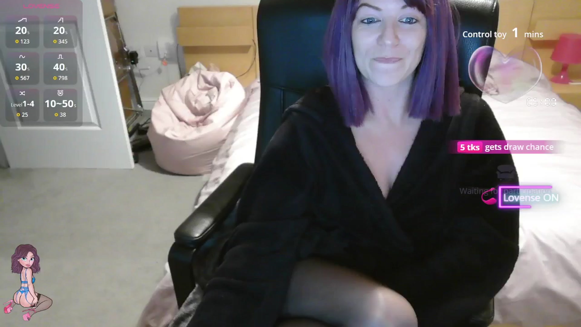 Gallery image thumbnail from size2shoes's myfreecams stream on, 09/29/2025, 23:50 image 6 of 20