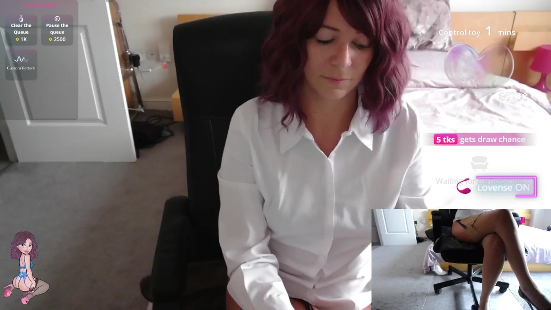 Gallery image thumbnail from size2shoes's myfreecams stream on, 10/17/2025, 15:58 image 2 of 20