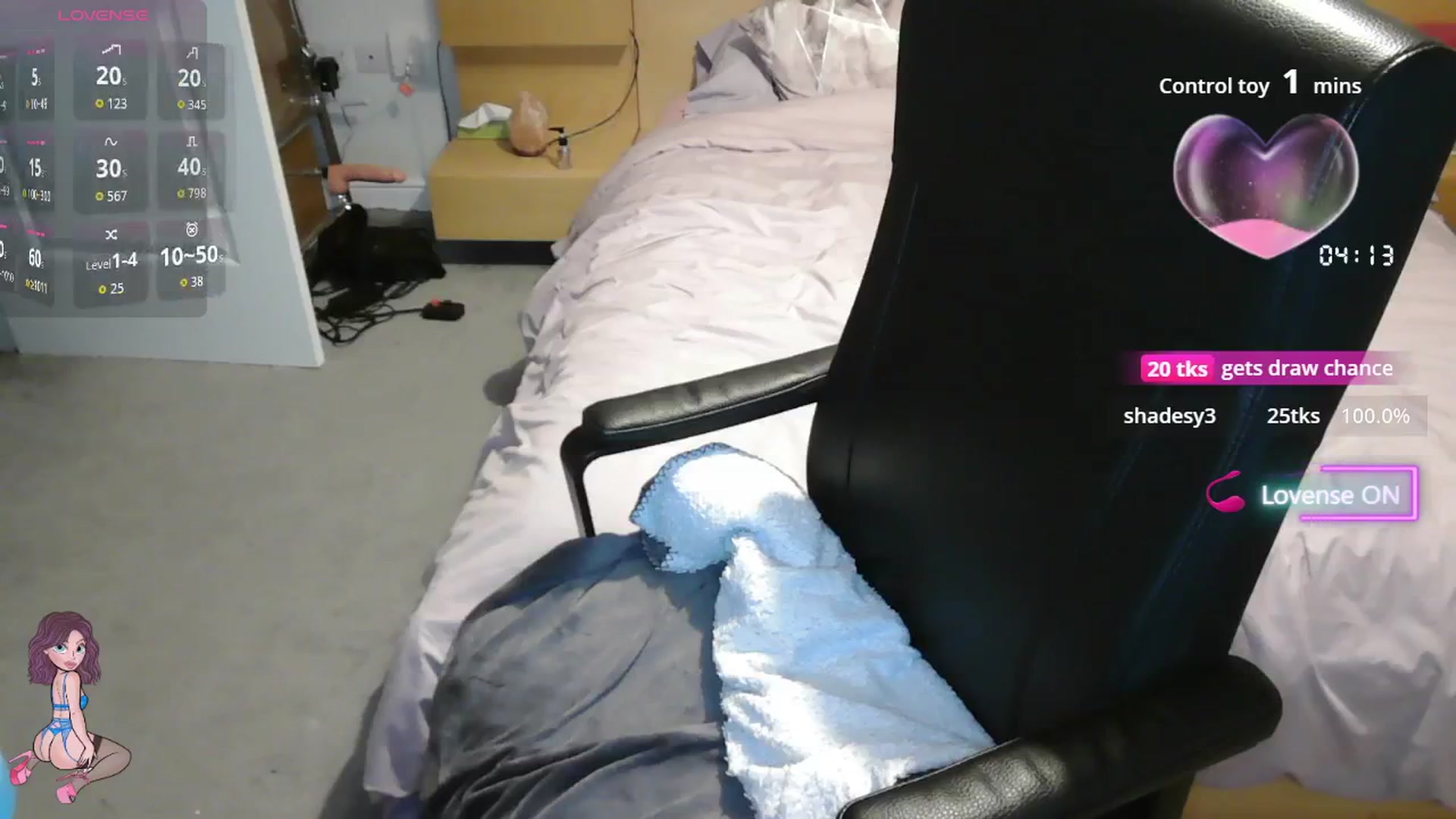 Gallery image thumbnail from size2shoes's myfreecams stream on, 10/19/2025, 22:34 image 11 of 20