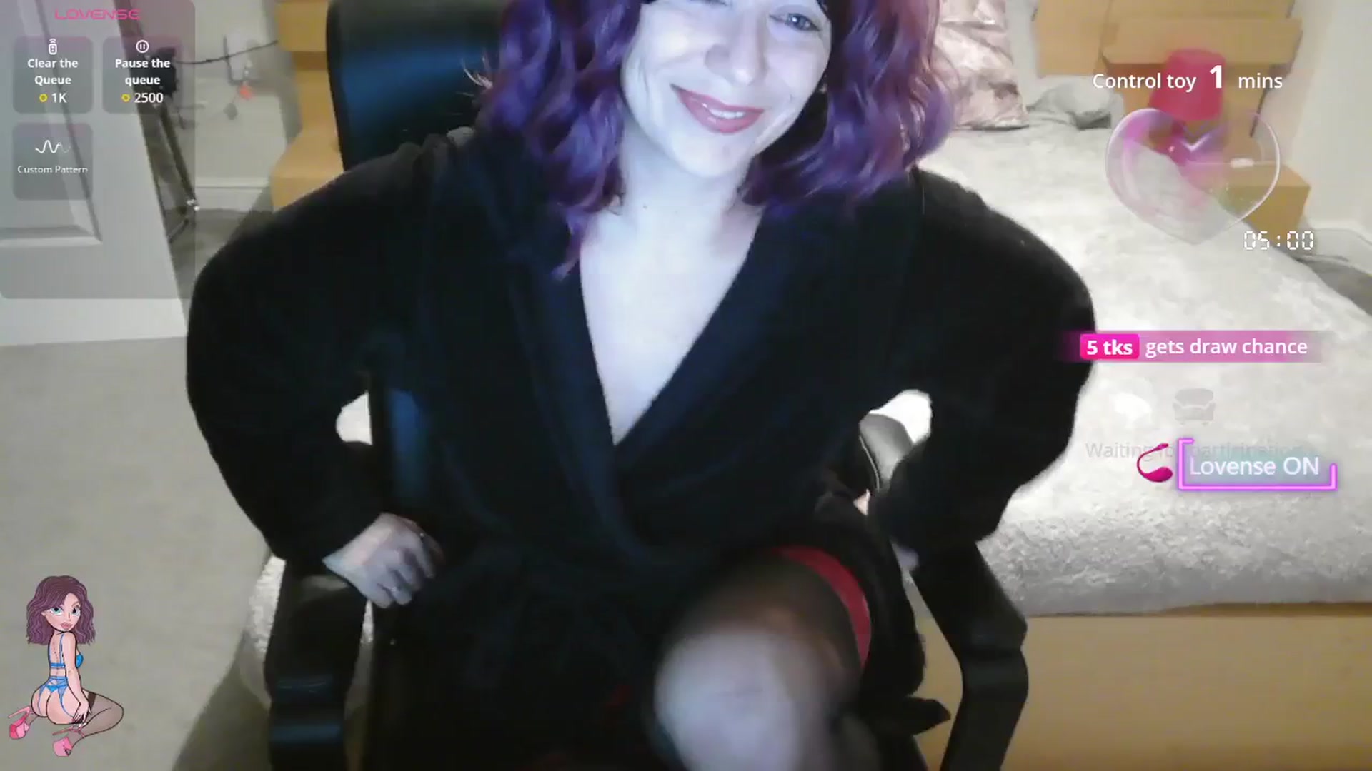 Gallery image thumbnail from size2shoes's myfreecams stream on, 11/05/2025, 23:53 image 20 of 20