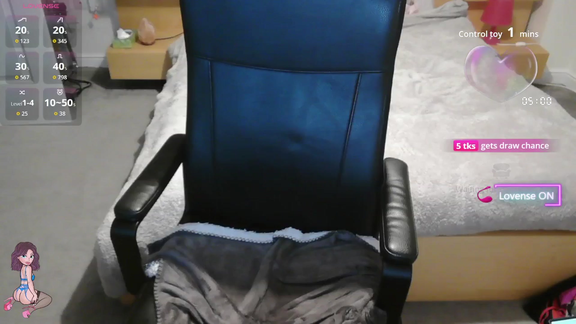 Gallery image thumbnail from size2shoes's myfreecams stream on, 11/07/2025, 24:41 image 13 of 20