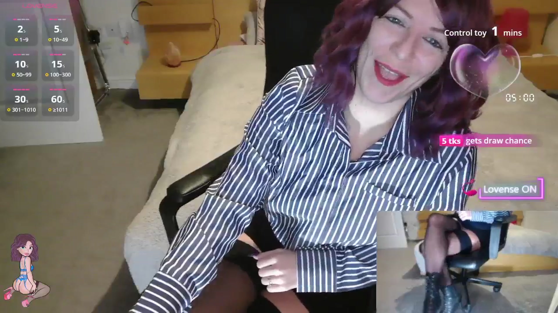 Gallery image thumbnail from size2shoes's myfreecams stream on, 11/12/2025, 17:44 image 13 of 20