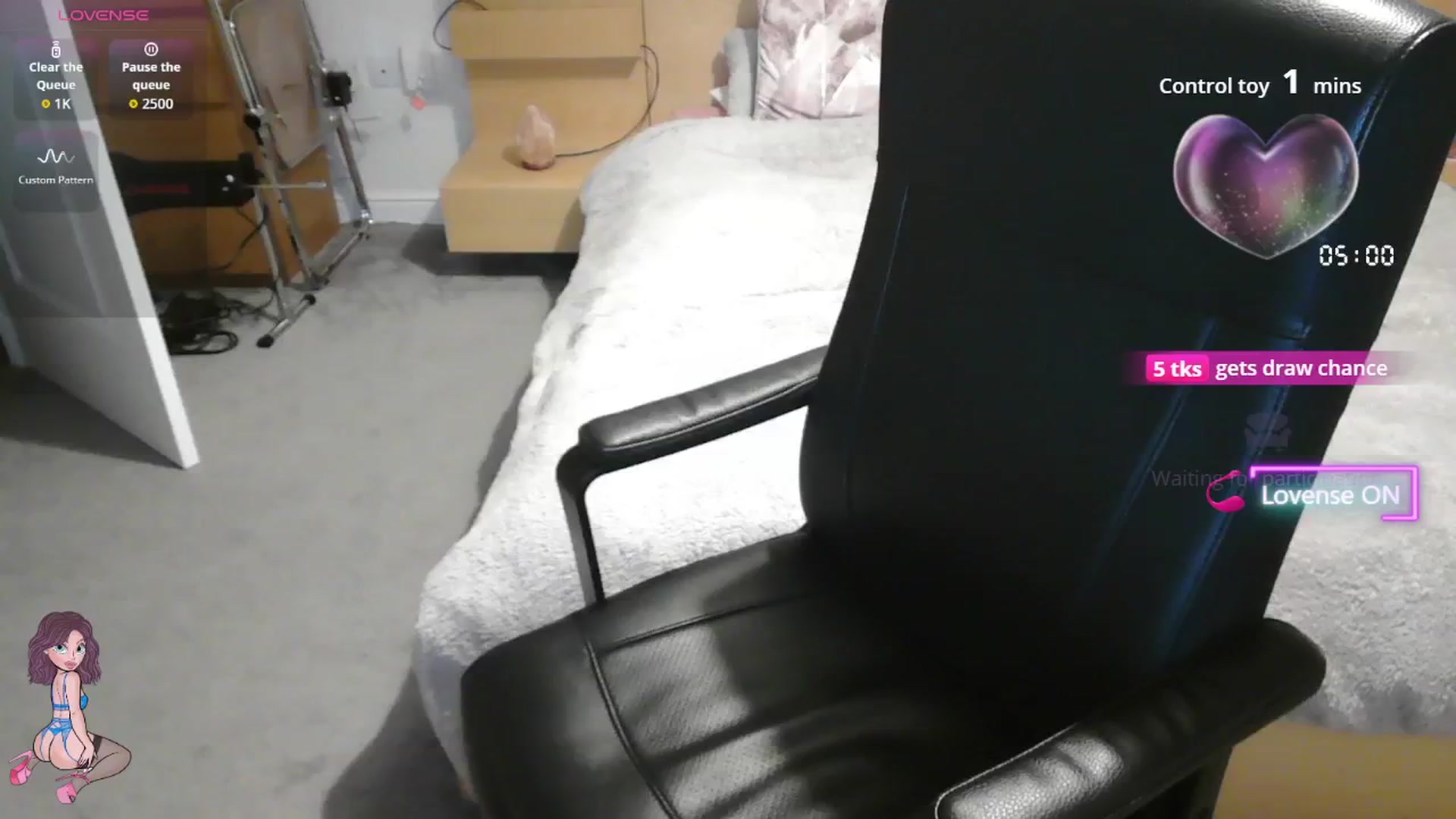 Gallery image thumbnail from size2shoes's myfreecams stream on, 11/14/2025, 24:48 image 15 of 20