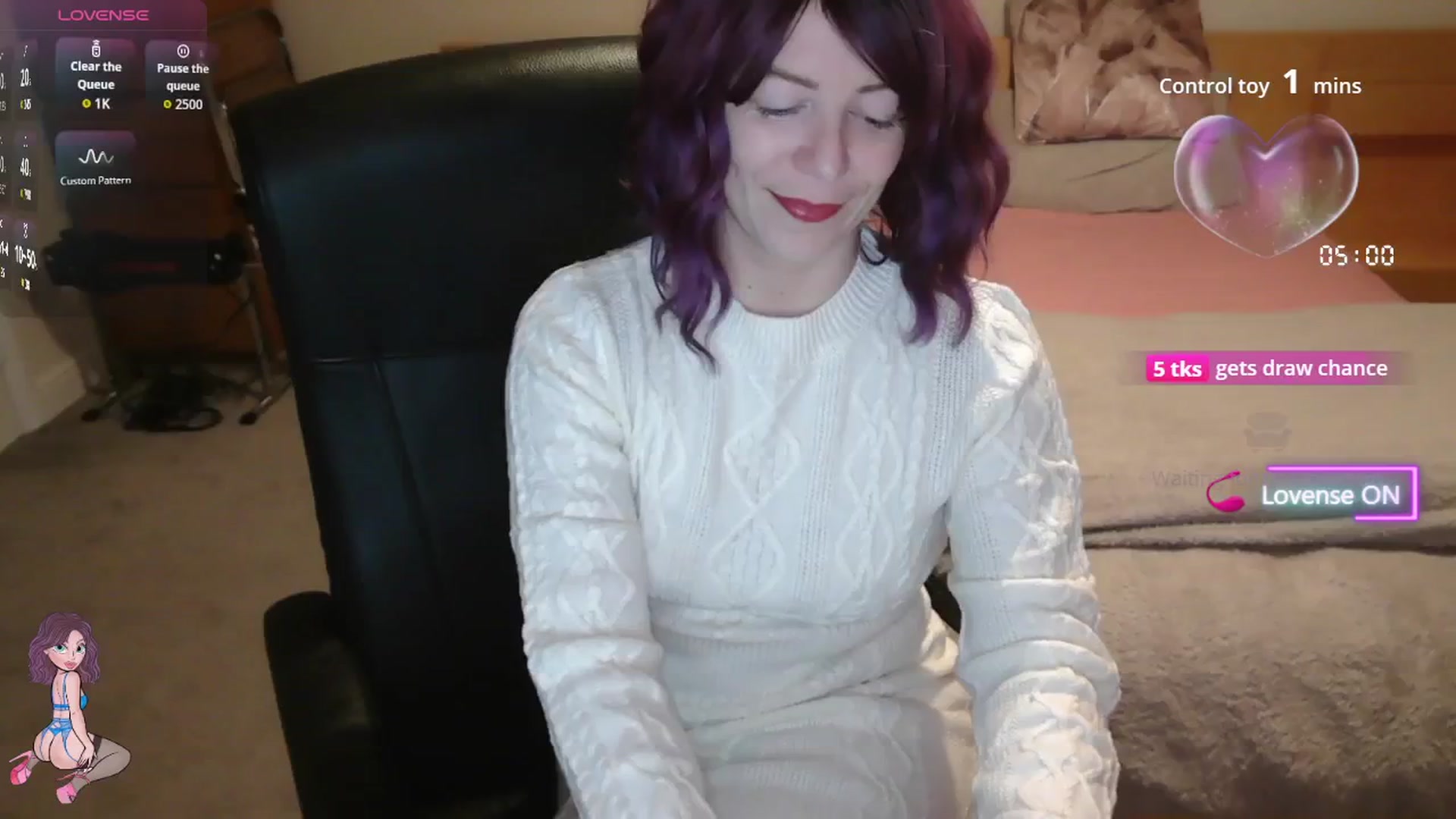 Gallery image thumbnail from size2shoes's myfreecams stream on, 11/15/2025, 22:30 image 5 of 20