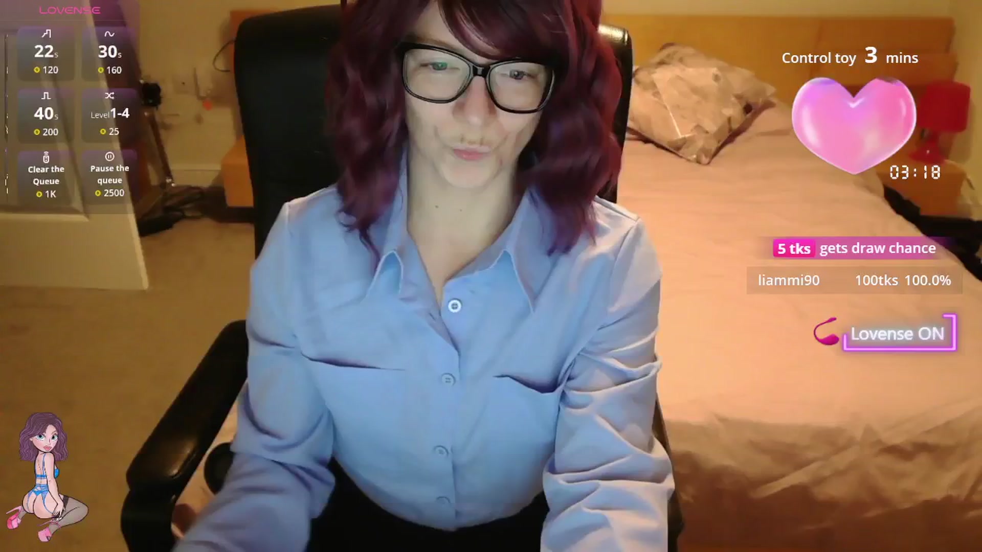 Gallery image thumbnail from size2shoes's myfreecams stream on, 11/24/2025, 17:01 image 8 of 20