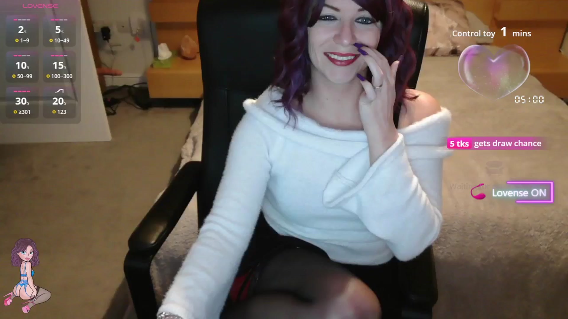 Gallery image thumbnail from size2shoes's myfreecams stream on, 12/02/2025, 23:29 image 2 of 20