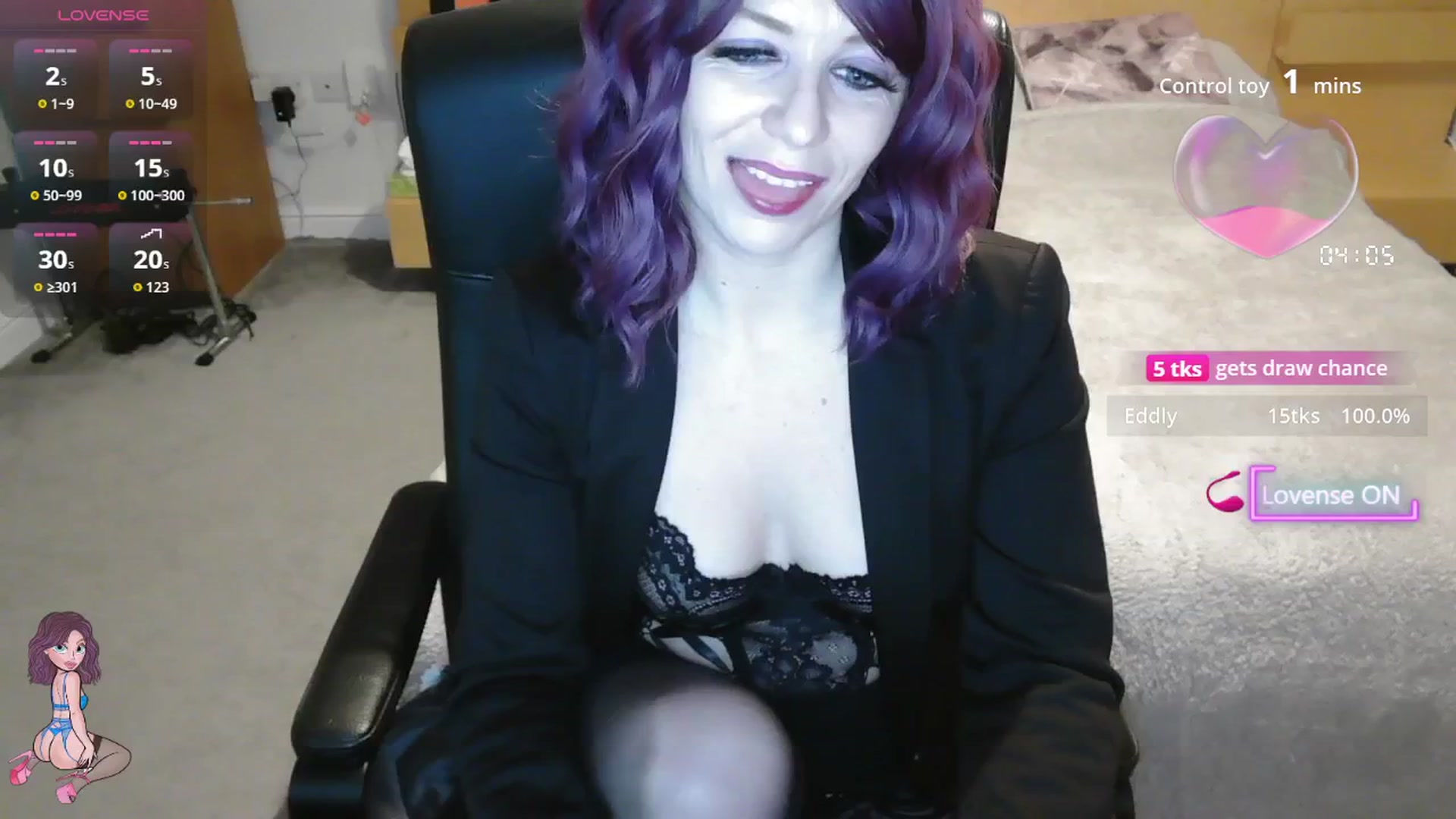 Gallery image thumbnail from size2shoes's myfreecams stream on, 12/09/2025, 21:47 image 1 of 20