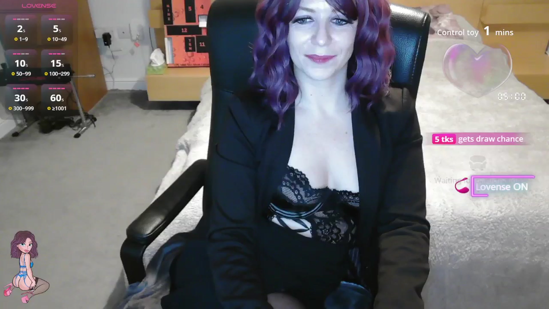 Gallery image thumbnail from size2shoes's myfreecams stream on, 12/09/2025, 21:47 image 8 of 20