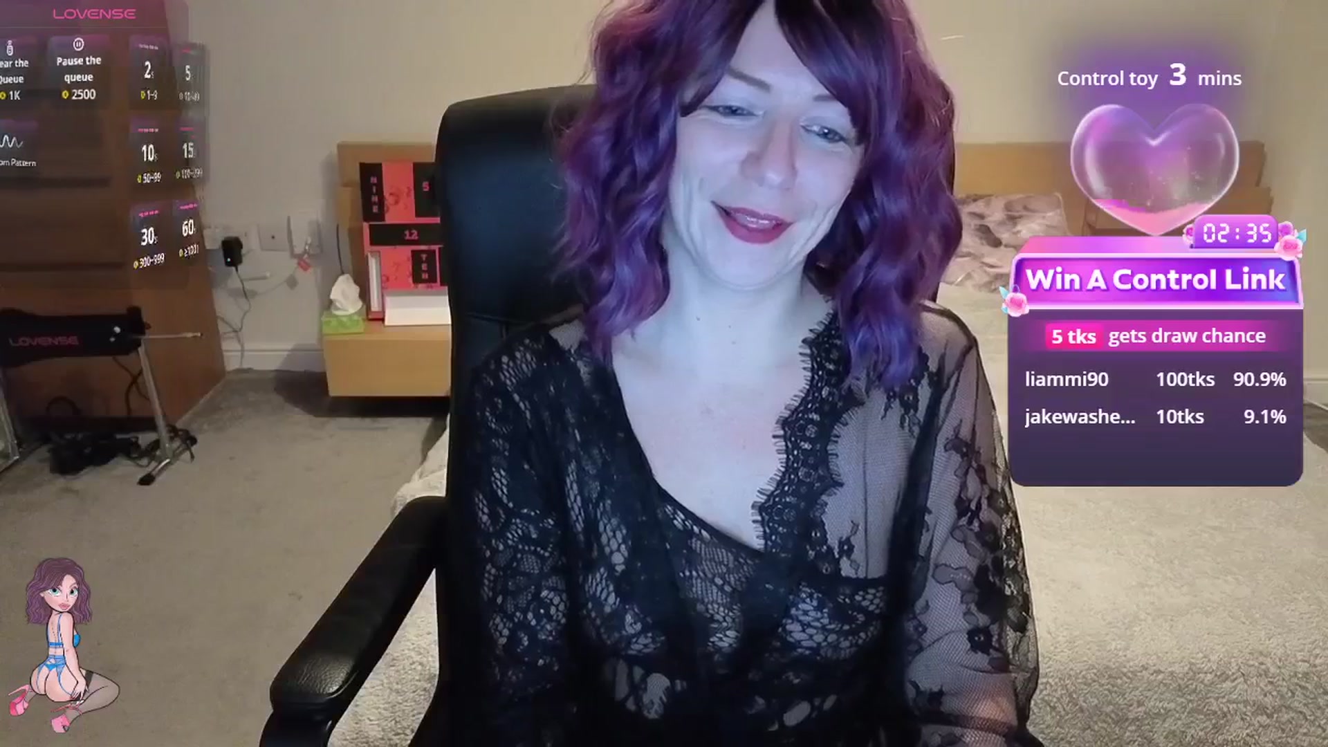 Gallery image thumbnail from size2shoes's myfreecams stream on, 12/16/2025, 24:01 image 6 of 20