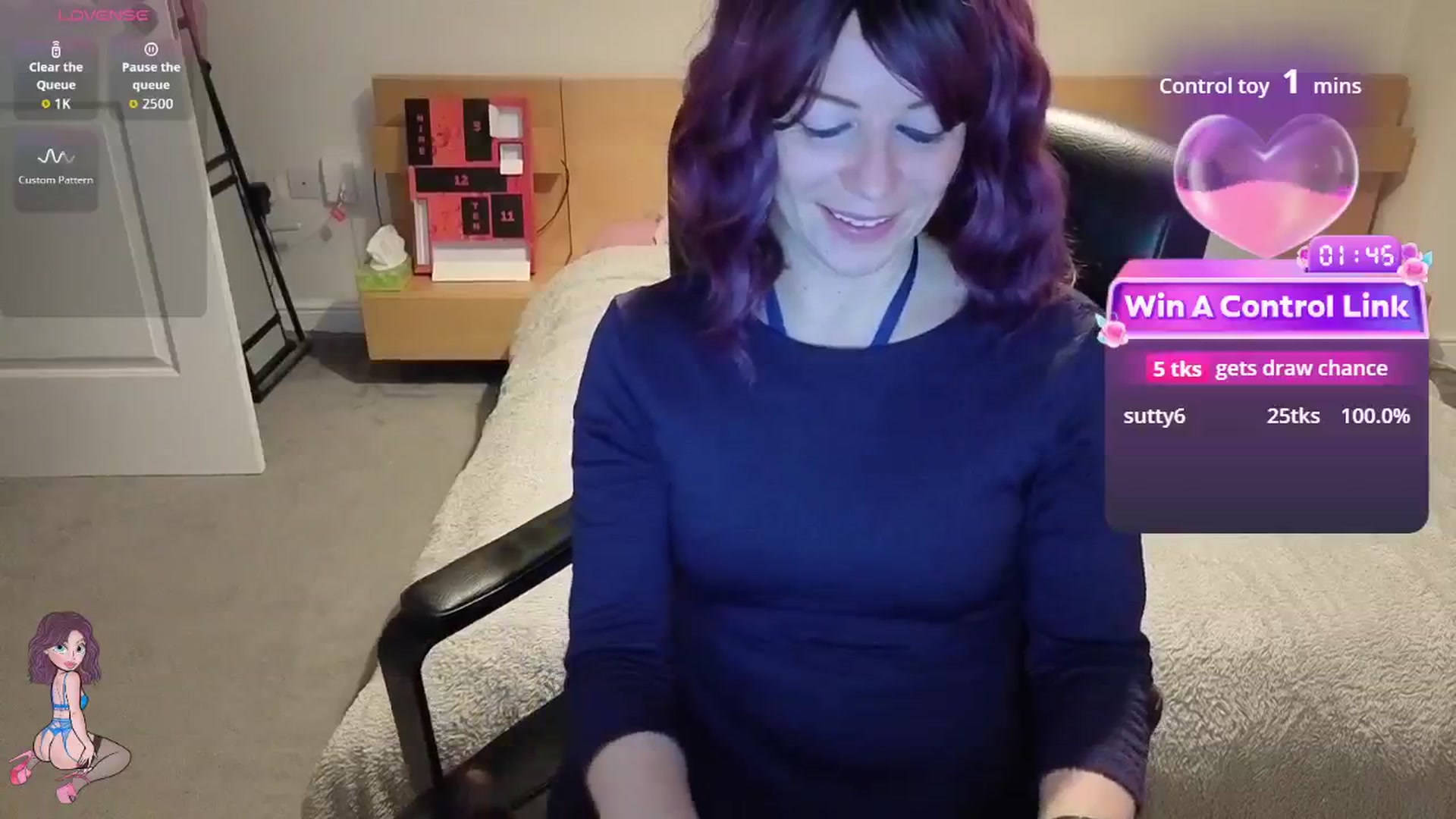 Gallery image thumbnail from size2shoes's myfreecams stream on, 12/17/2025, 24:06 image 10 of 20