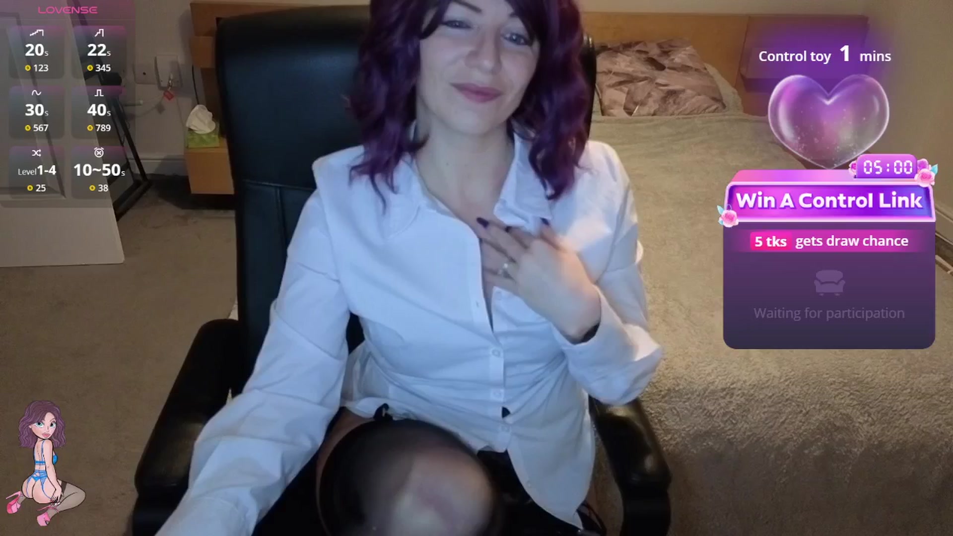 Gallery image thumbnail from size2shoes's myfreecams stream on, 12/17/2025, 22:22 image 6 of 20