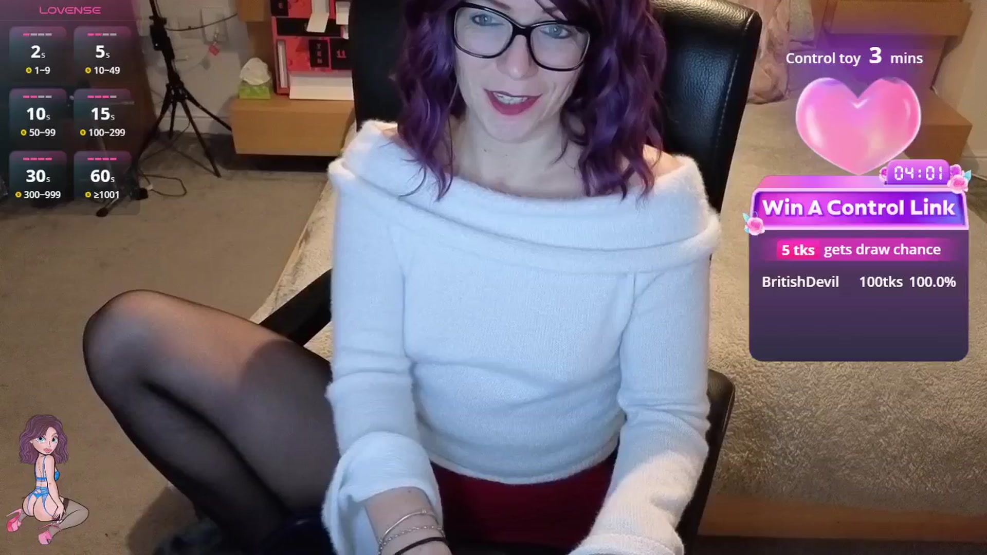 Gallery image thumbnail from size2shoes's myfreecams stream on, 12/19/2025, 24:00 image 11 of 20