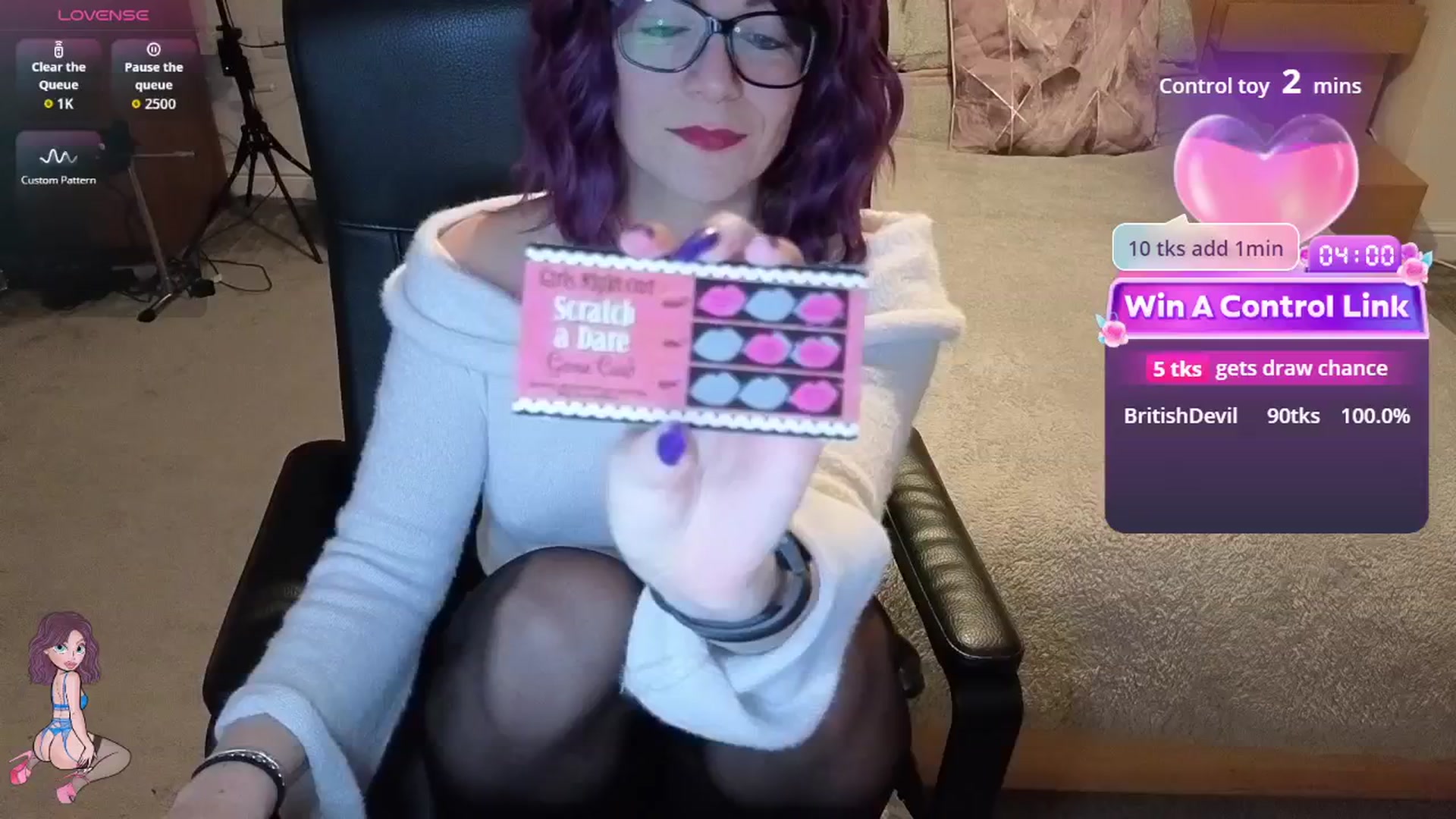 Gallery image thumbnail from size2shoes's myfreecams stream on, 12/19/2025, 01:01 image 4 of 20