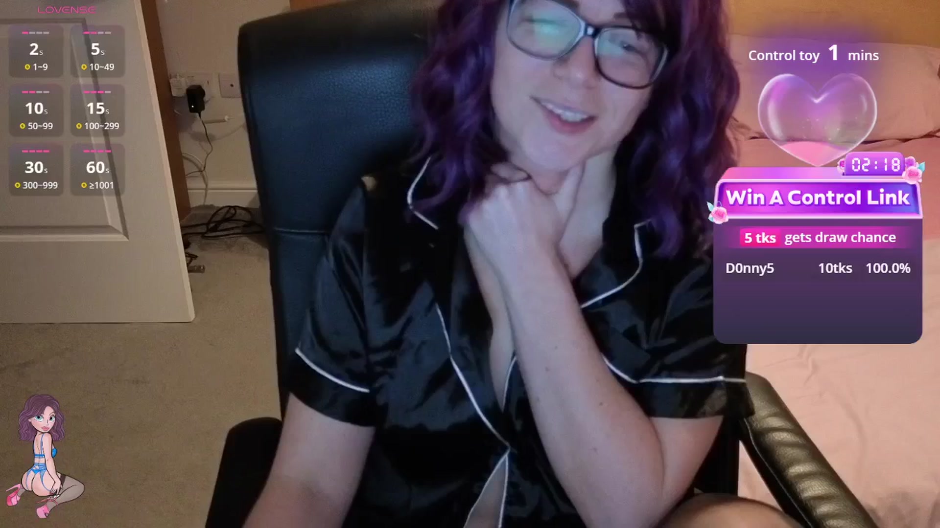 Gallery image thumbnail from size2shoes's myfreecams stream on, 01/02/2026, 24:28 image 19 of 20