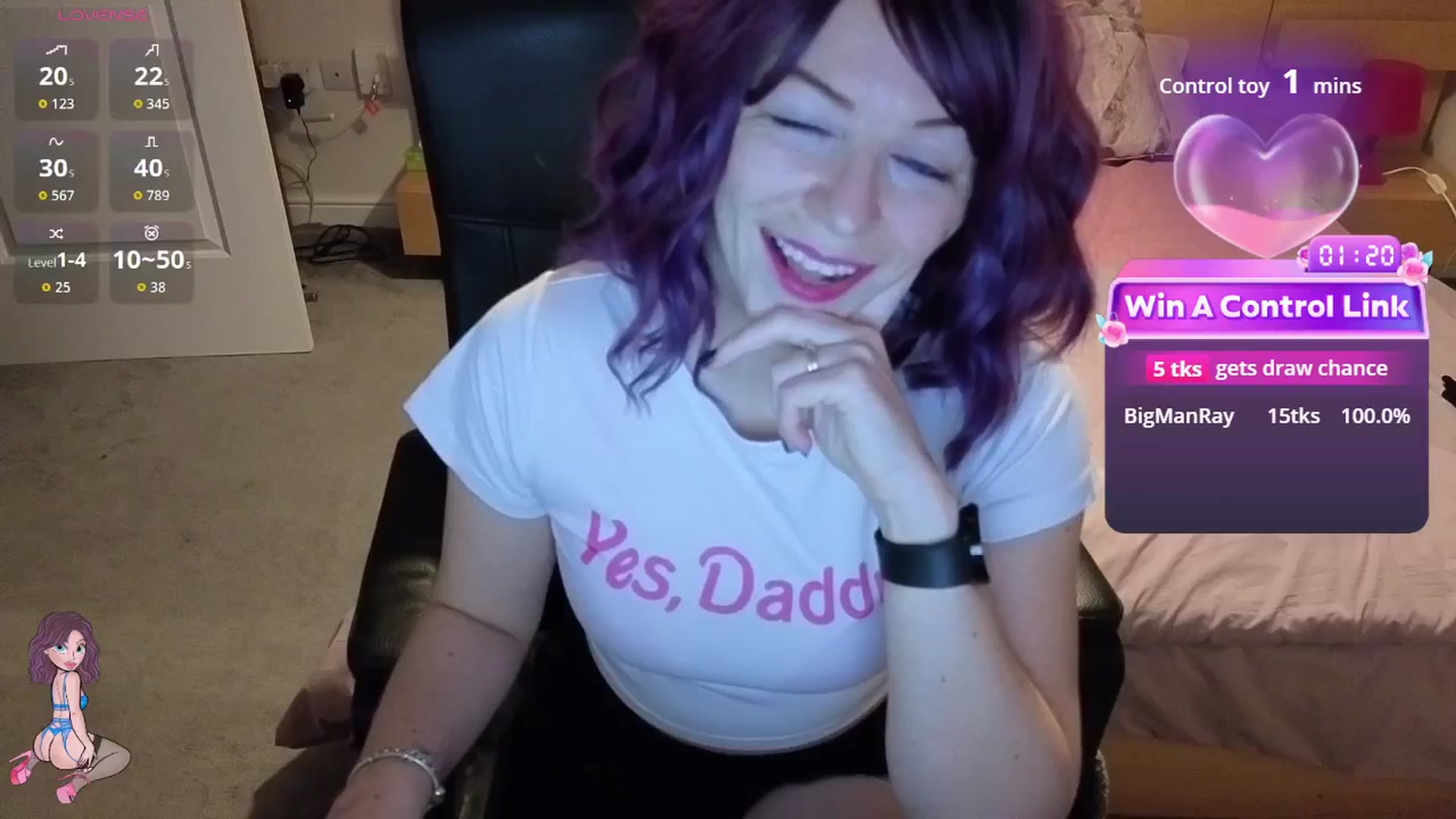 Gallery image thumbnail from size2shoes's myfreecams stream on, 01/08/2026, 24:28 image 9 of 20