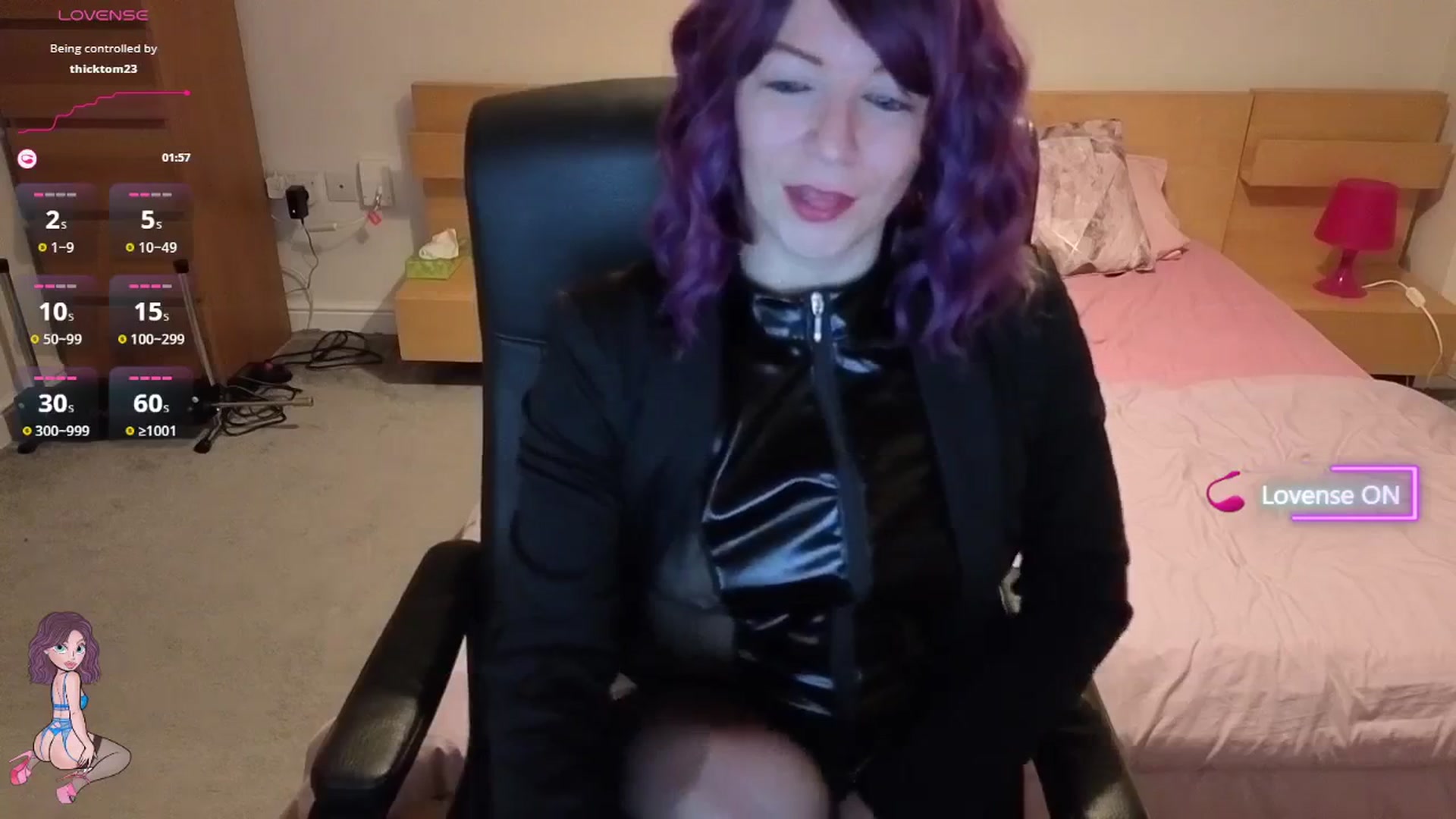 Gallery image thumbnail from size2shoes's myfreecams stream on, 01/11/2026, 22:01 image 16 of 20