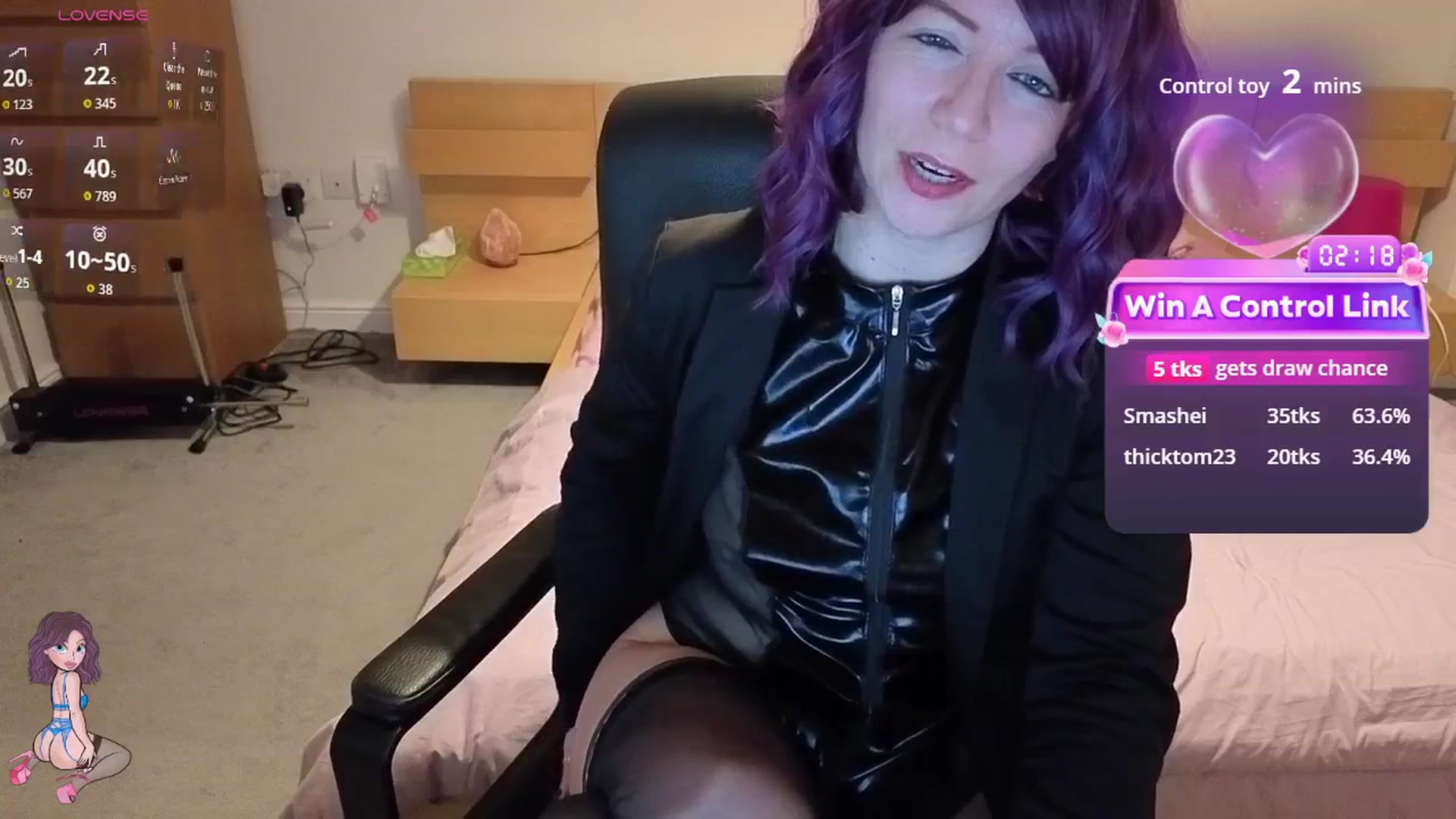 Gallery image thumbnail from size2shoes's myfreecams stream on, 01/11/2026, 22:01 image 12 of 20