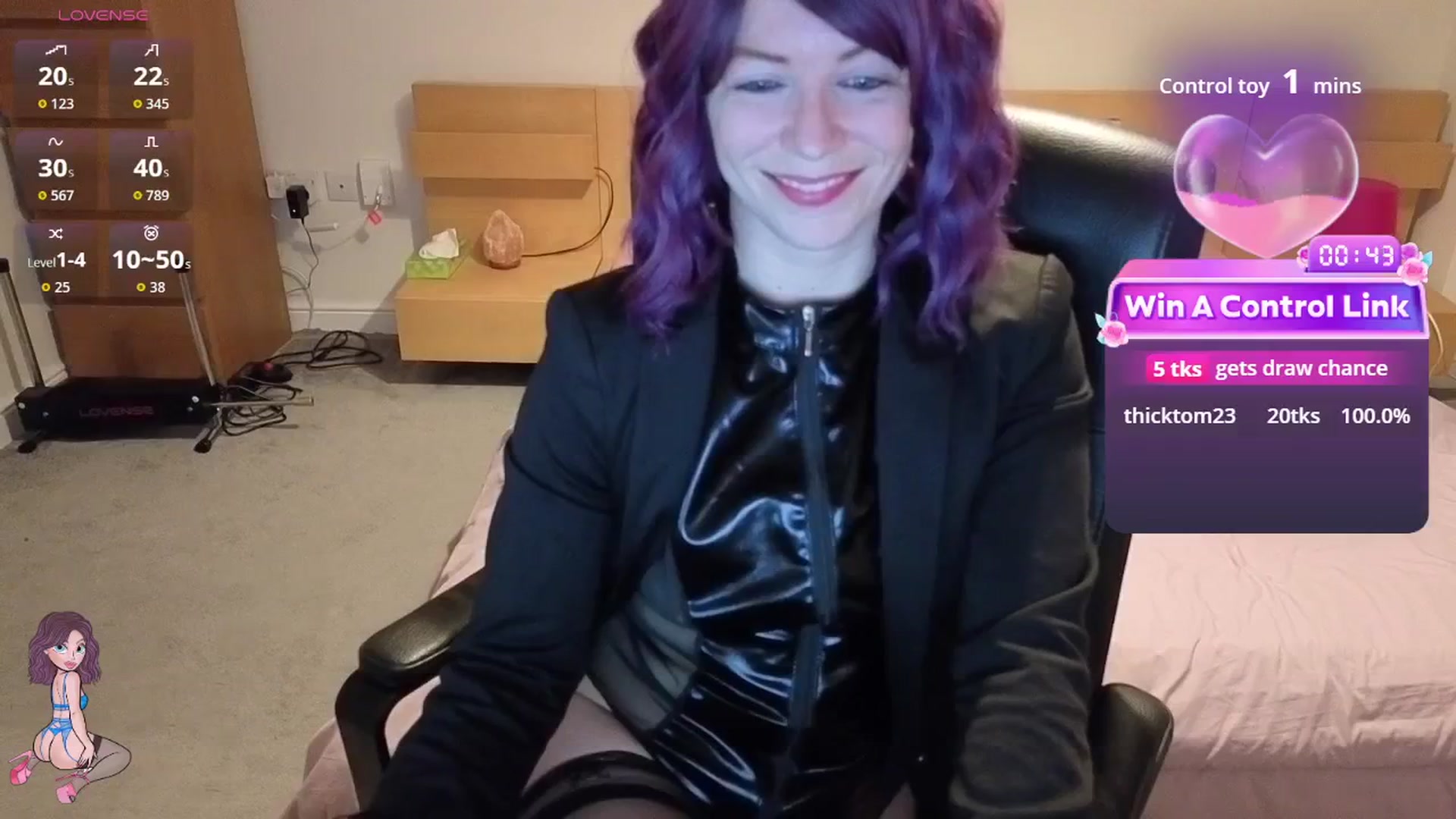 Gallery image thumbnail from size2shoes's myfreecams stream on, 01/11/2026, 22:01 image 5 of 20
