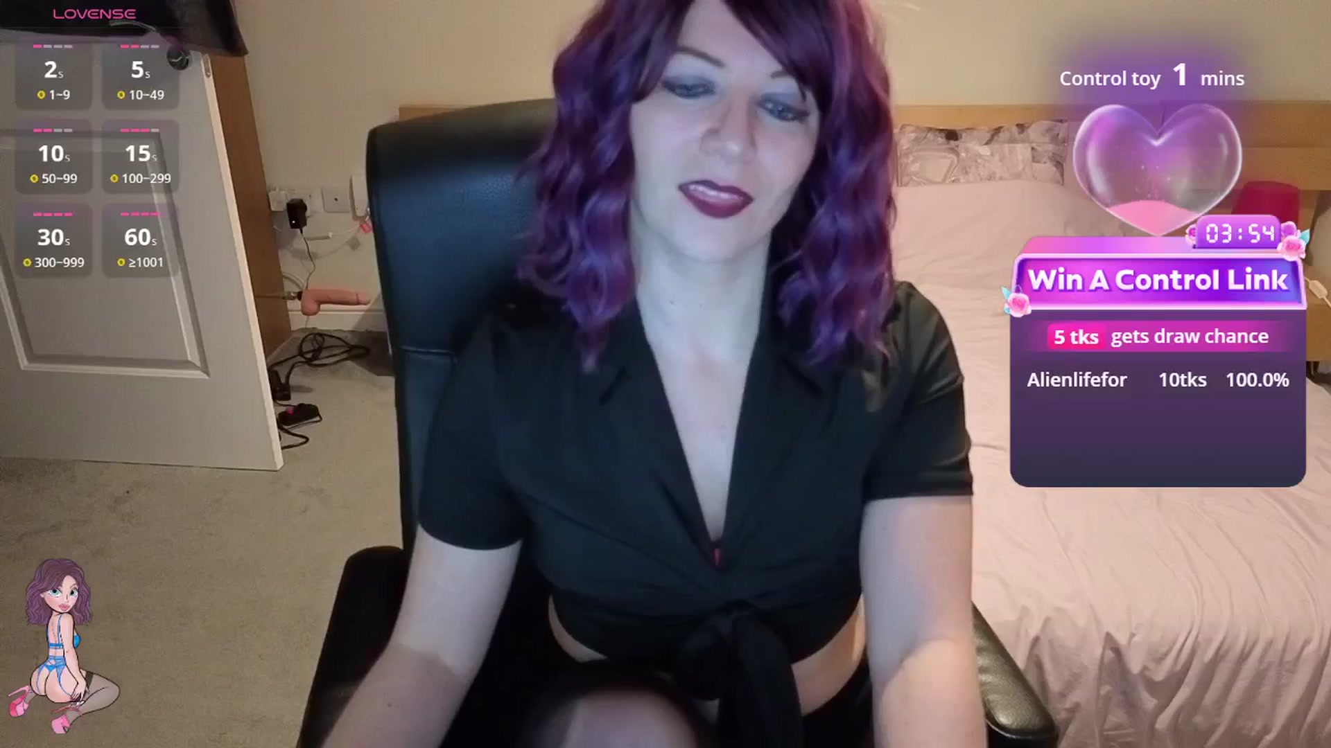 Gallery image thumbnail from size2shoes's myfreecams stream on, 01/15/2026, 22:59 image 5 of 20
