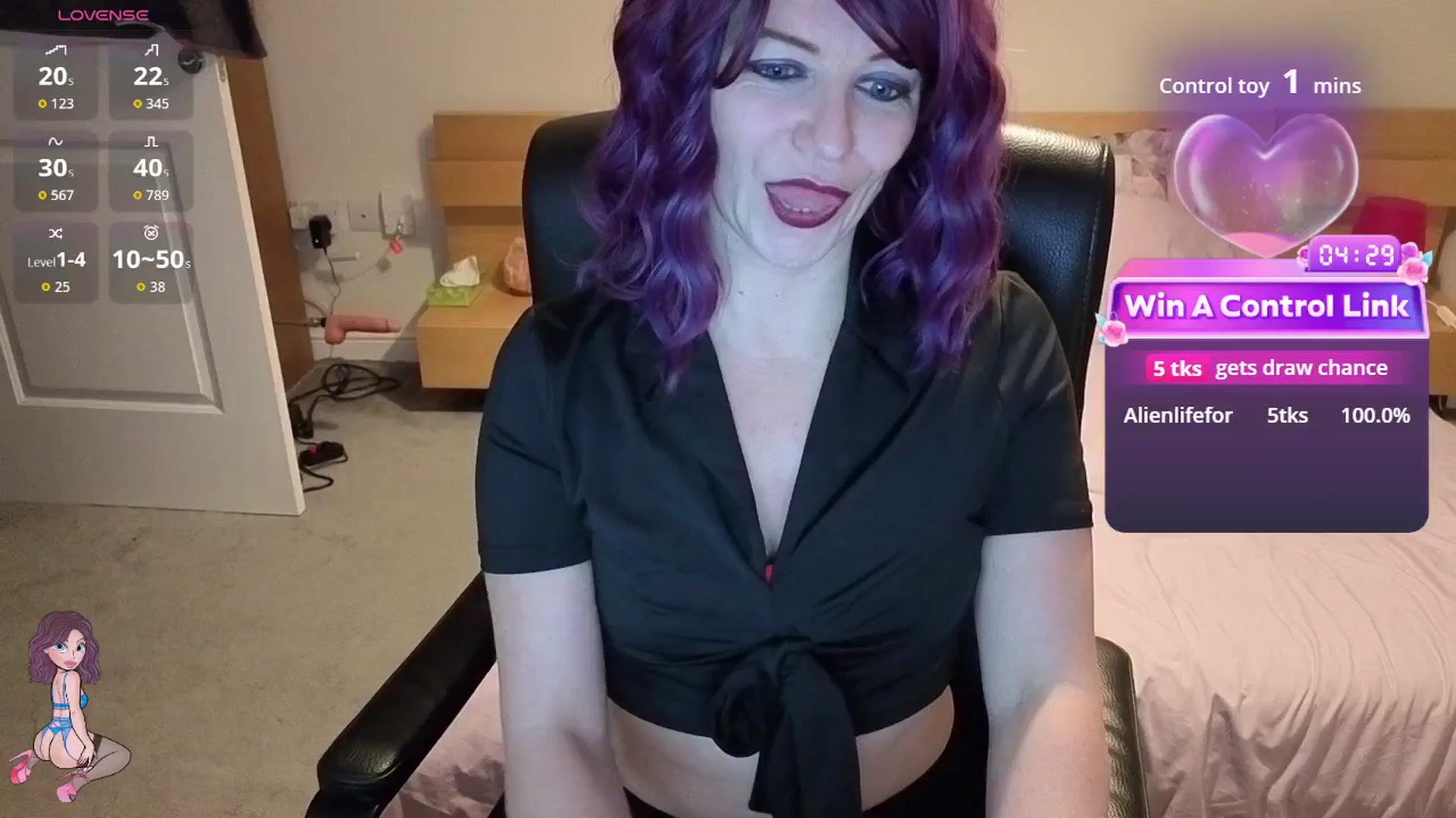 Gallery image thumbnail from size2shoes's myfreecams stream on, 01/15/2026, 22:59 image 13 of 20