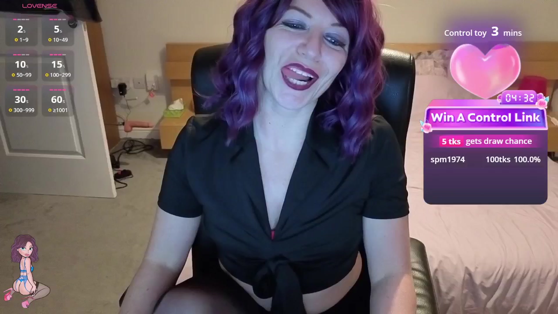 Gallery image thumbnail from size2shoes's myfreecams stream on, 01/15/2026, 22:59 image 16 of 20