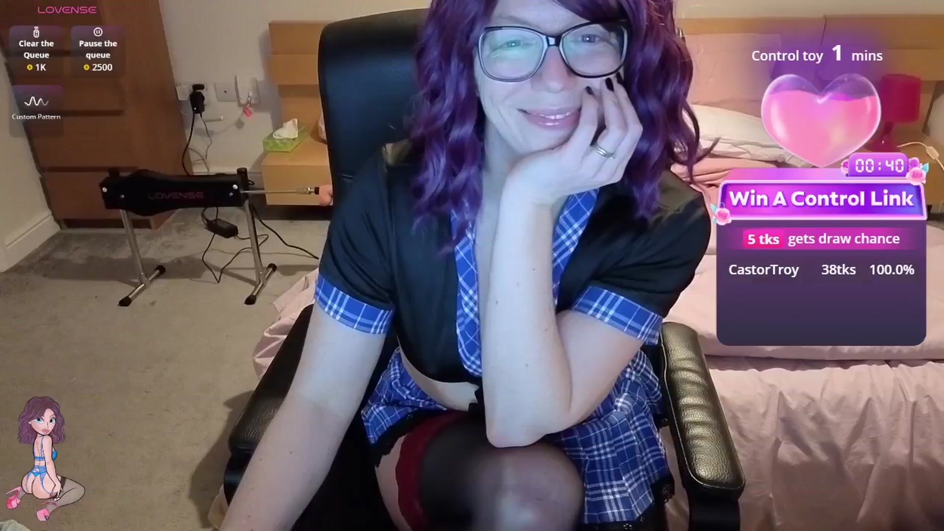 Gallery image thumbnail from size2shoes's myfreecams stream on, 01/25/2026, 24:50 image 17 of 20