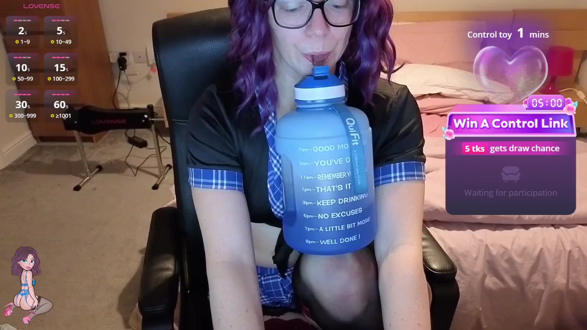 Gallery image thumbnail from size2shoes's myfreecams stream on, 01/25/2026, 24:50 image 13 of 20