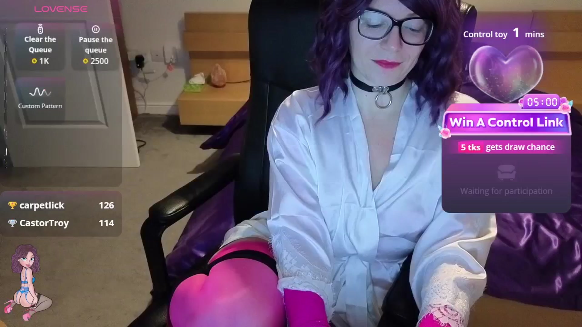 Gallery image thumbnail from size2shoes's myfreecams stream on, 02/06/2026, 02:19 image 3 of 20