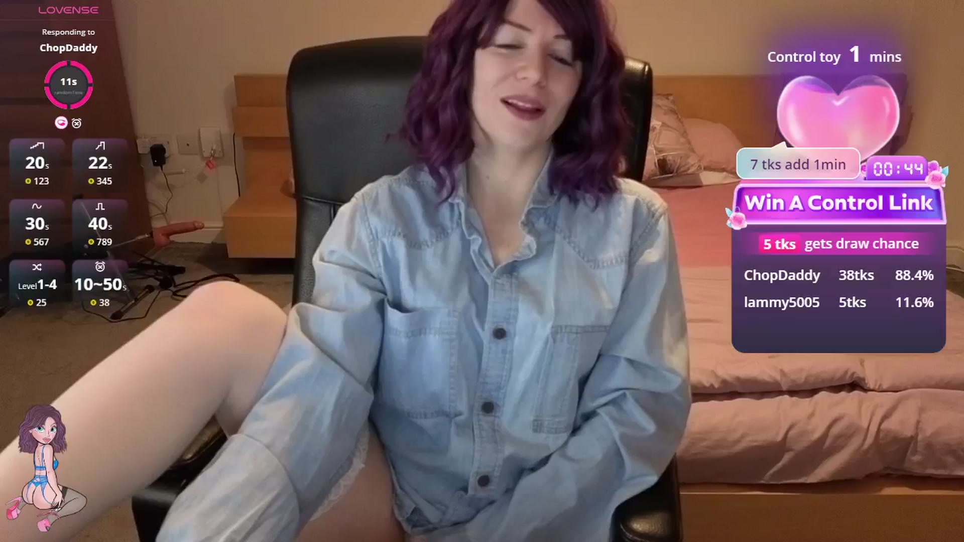 Gallery image thumbnail from size2shoes's myfreecams stream on, 02/23/2026, 21:40 image 3 of 20
