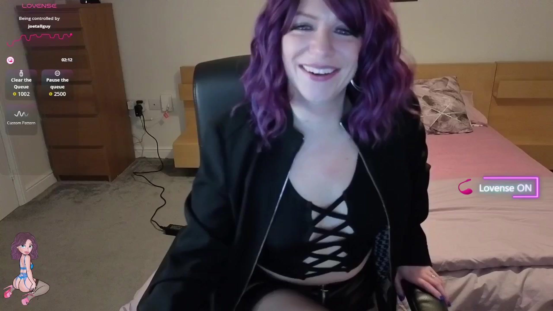 Gallery image thumbnail from size2shoes's myfreecams stream on, 03/01/2026, 24:48 image 1 of 20