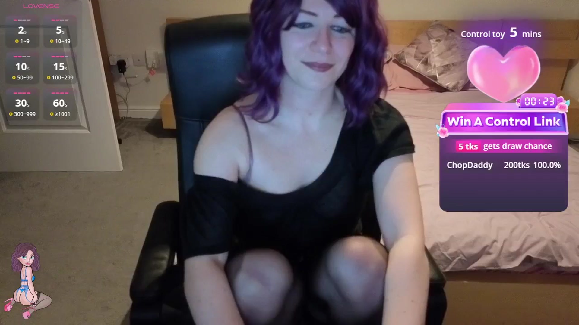 Gallery image thumbnail from size2shoes's myfreecams stream on, 03/05/2026, 21:42 image 16 of 20