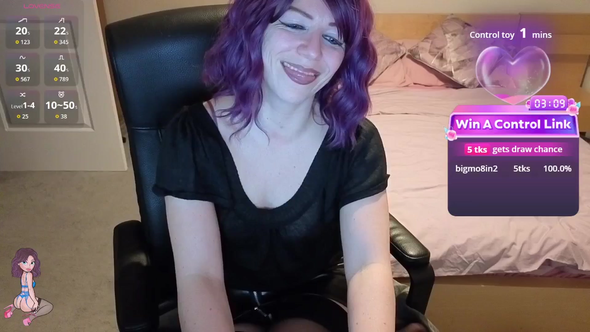 Gallery image thumbnail from size2shoes's myfreecams stream on, 03/05/2026, 22:43 image 3 of 20