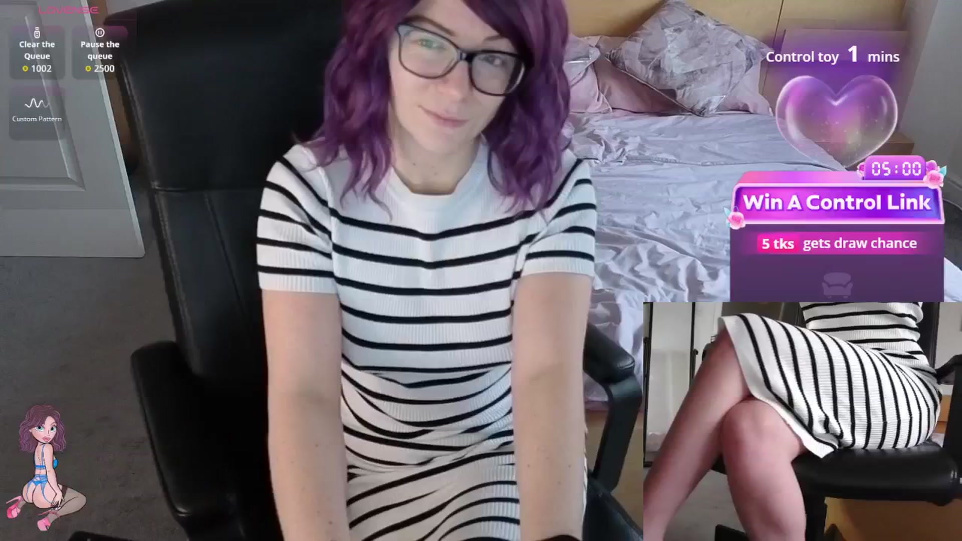 Gallery image thumbnail from size2shoes's myfreecams stream on, 03/06/2026, 16:42 image 1 of 20