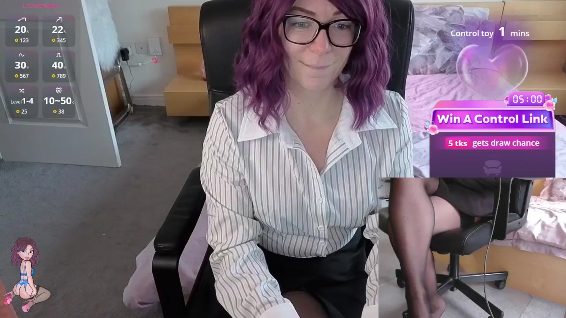 Gallery image thumbnail from size2shoes's myfreecams stream on, 03/12/2026, 17:05 image 2 of 20