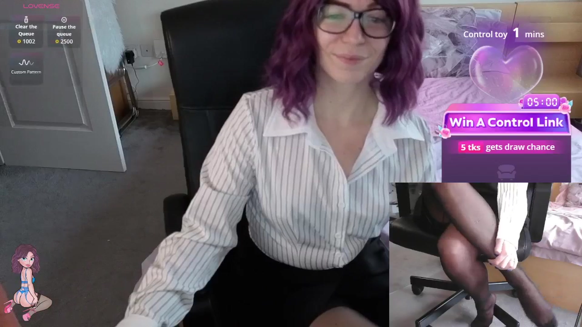 Gallery image thumbnail from size2shoes's myfreecams stream on, 03/12/2026, 17:05 image 9 of 20