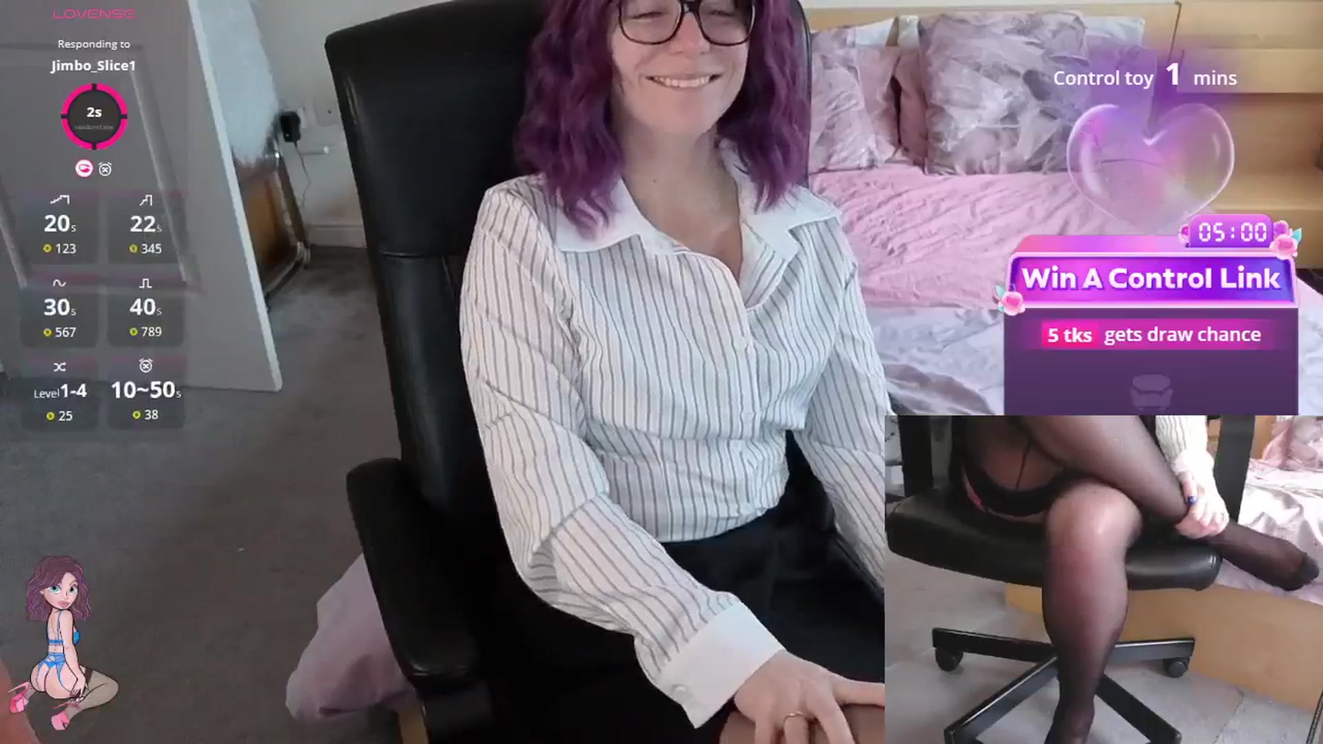 Gallery image thumbnail from size2shoes's myfreecams stream on, 03/12/2026, 17:05 image 14 of 20