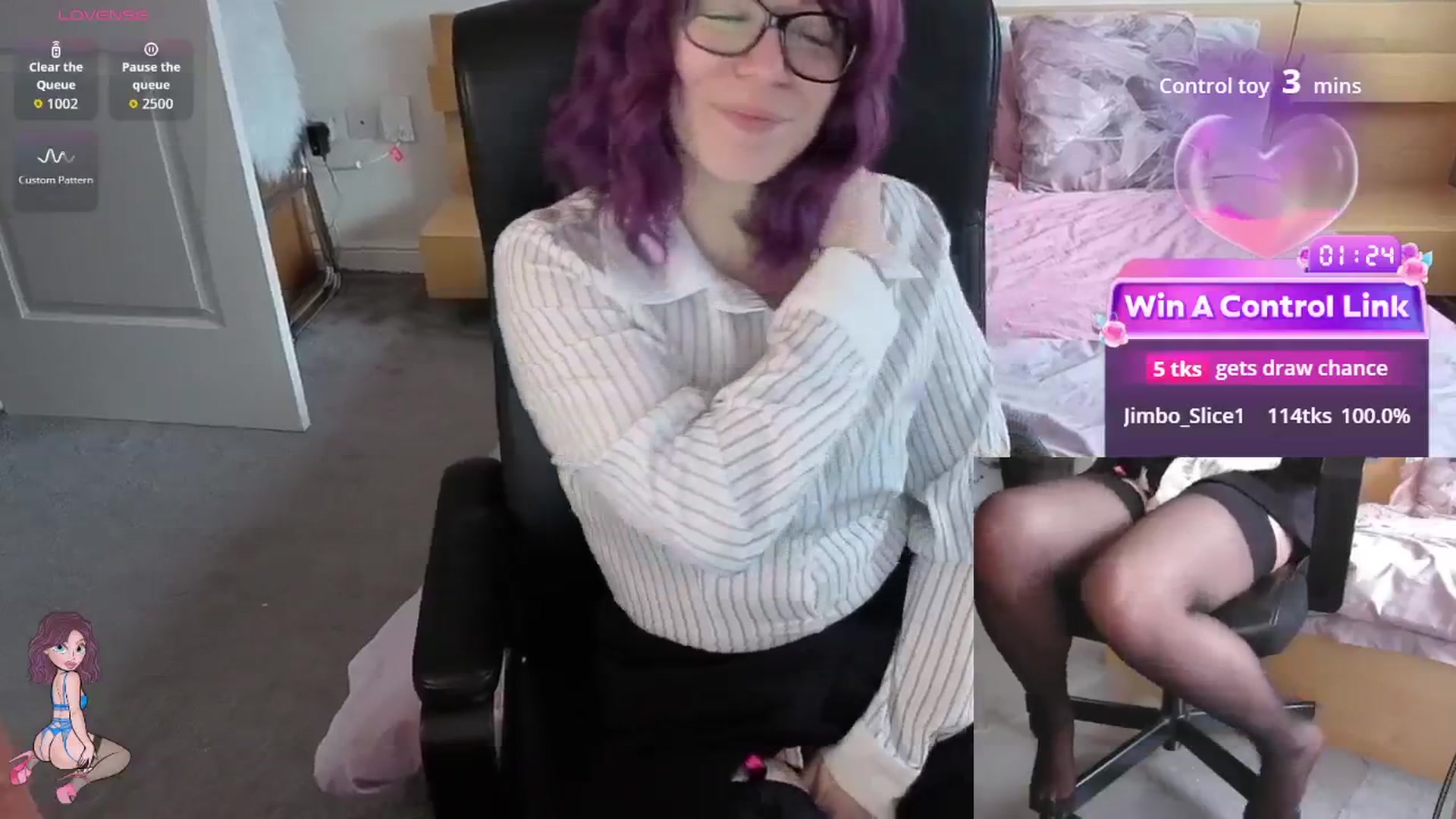 Gallery image thumbnail from size2shoes's myfreecams stream on, 03/12/2026, 17:05 image 18 of 20