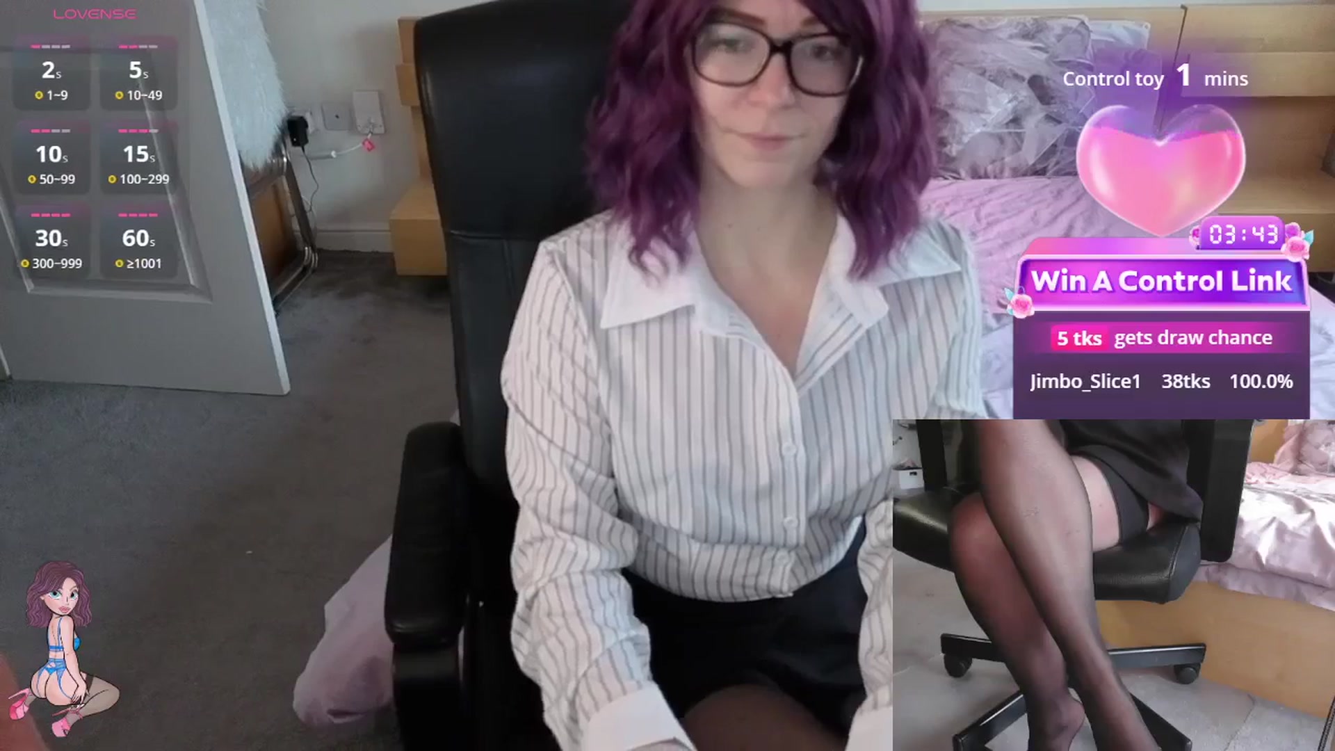Gallery image thumbnail from size2shoes's myfreecams stream on, 03/12/2026, 17:05 image 10 of 20