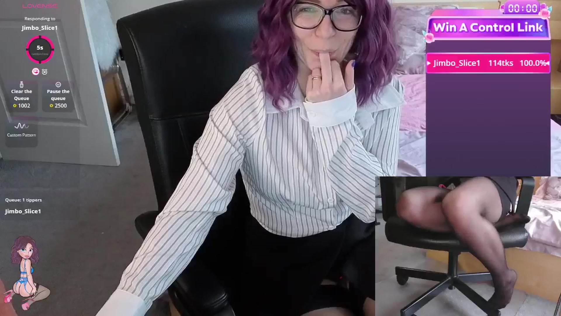 Gallery image thumbnail from size2shoes's myfreecams stream on, 03/12/2026, 17:05 image 12 of 20