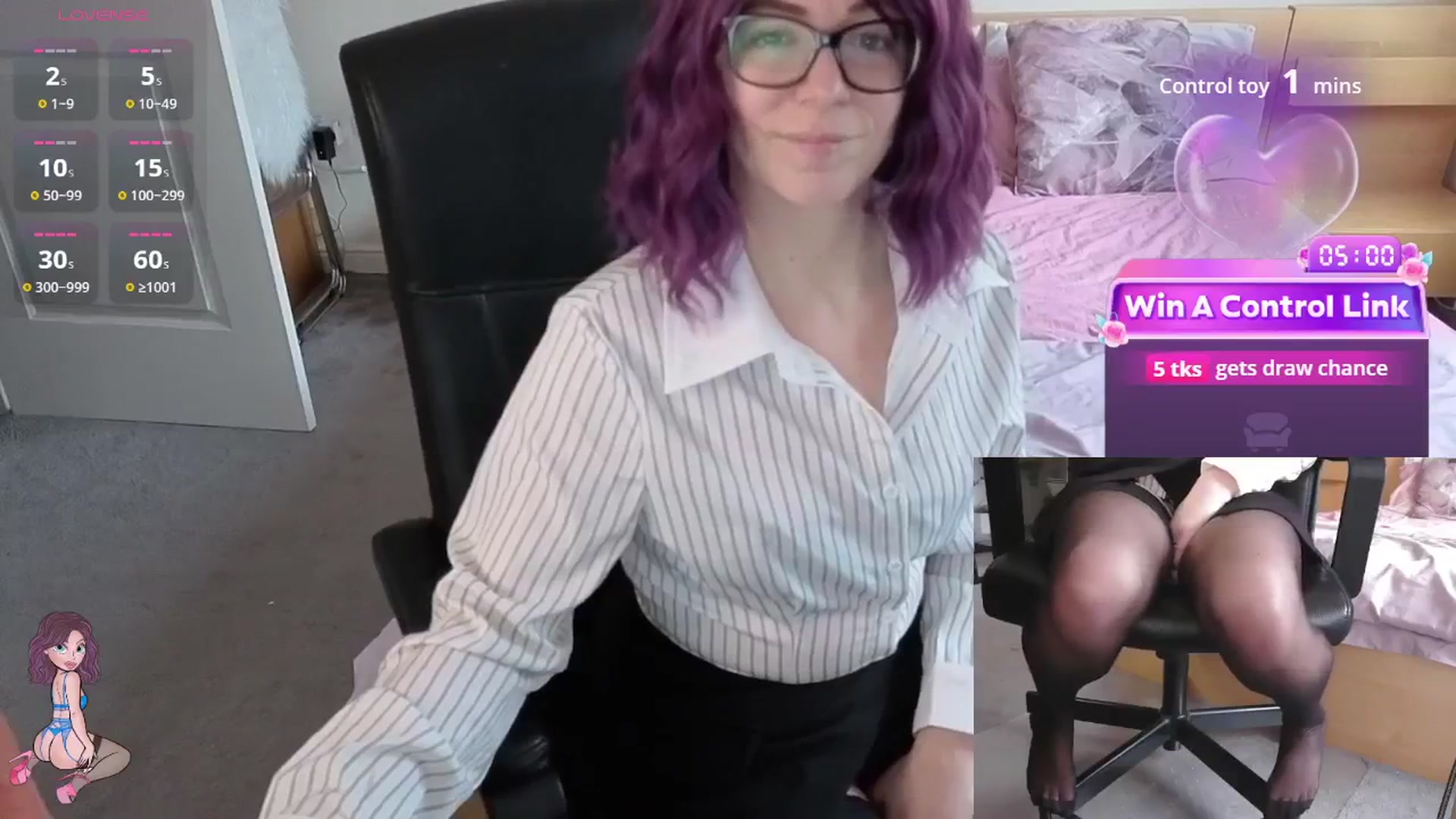 Gallery image thumbnail from size2shoes's myfreecams stream on, 03/12/2026, 17:05 image 7 of 20