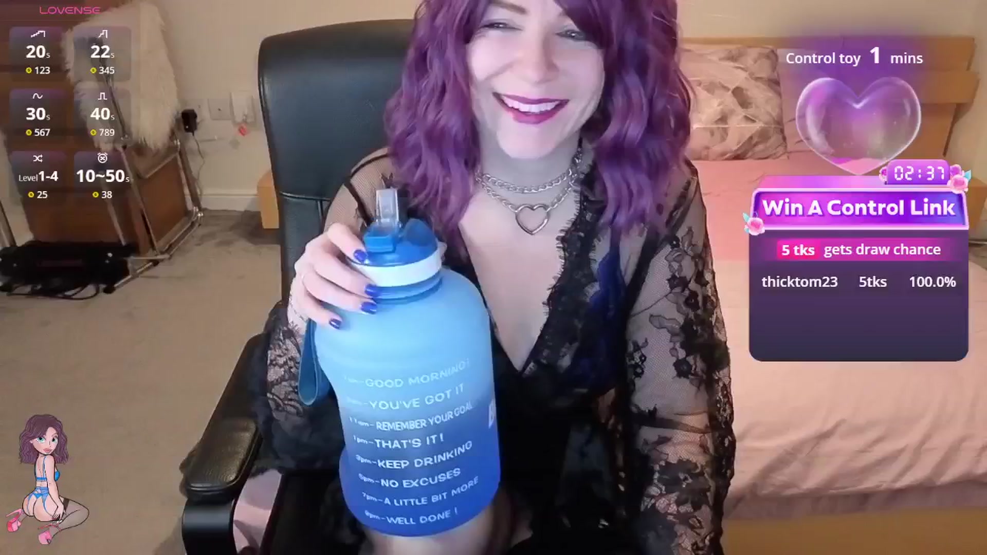 Gallery image thumbnail from size2shoes's myfreecams stream on, 03/13/2026, 22:39 image 8 of 20
