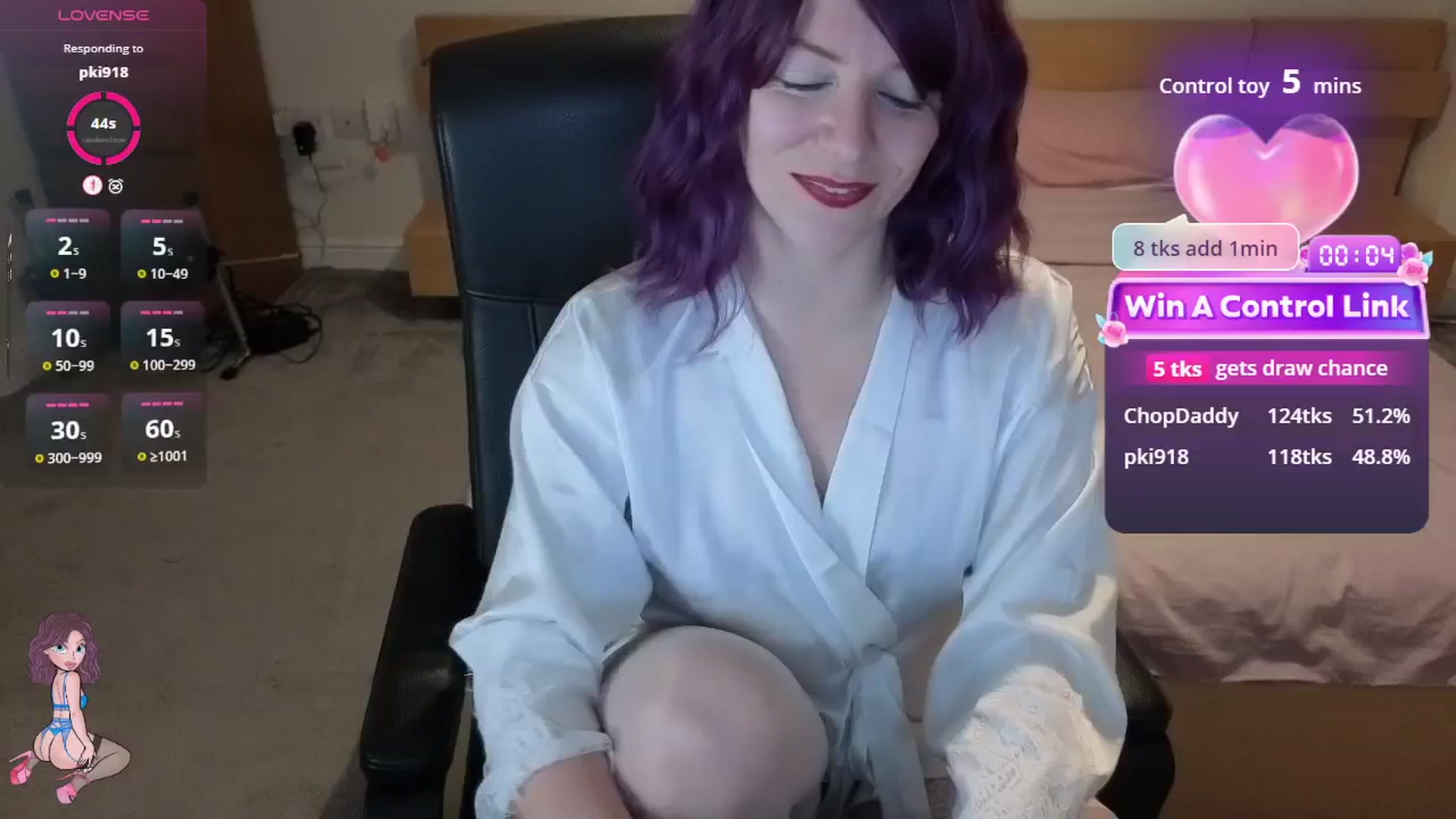 Gallery image thumbnail from size2shoes's myfreecams stream on, 04/15/2026, 23:06 image 1 of 20