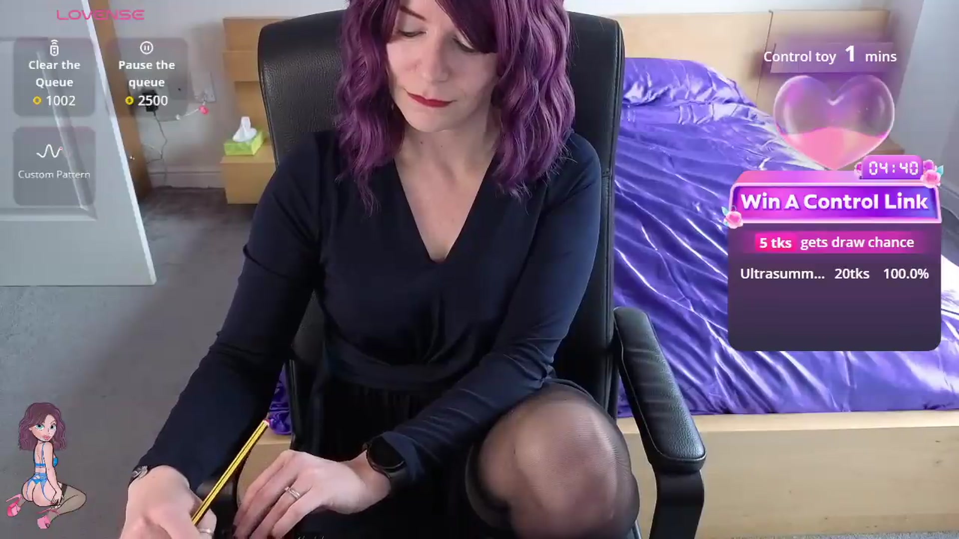 Gallery image thumbnail from size2shoes's myfreecams stream on, 05/06/2026, 14:06 image 6 of 20