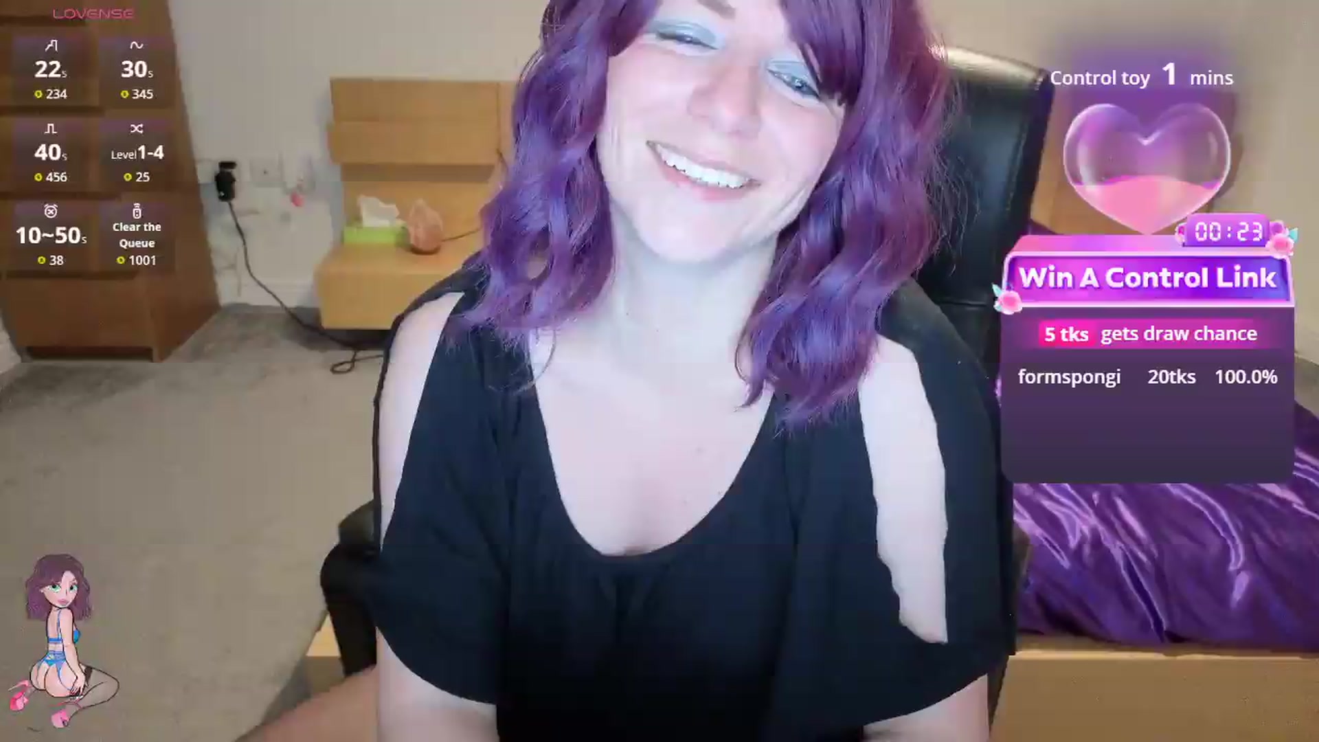 Gallery image thumbnail from size2shoes's myfreecams stream on, 06/04/2026, 22:15 image 8 of 20