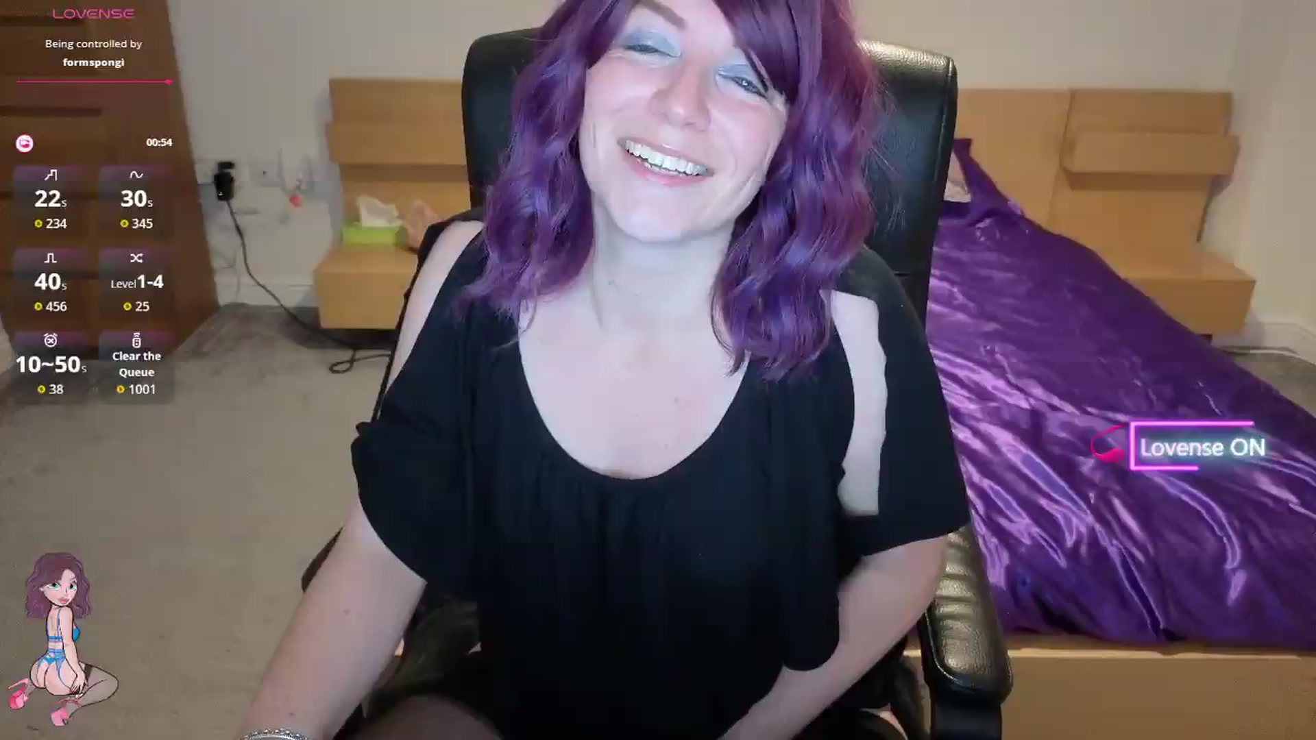 Gallery image thumbnail from size2shoes's myfreecams stream on, 06/04/2026, 22:15 image 11 of 20
